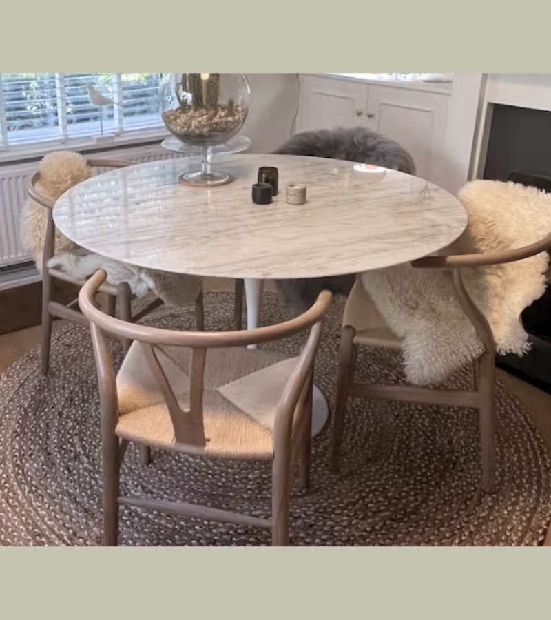 Italian Carrara Marble Tulip Dining Table – 120cm Round