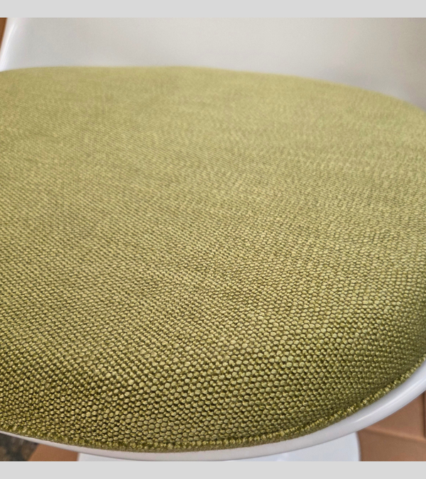 Pedestal Swivel Dining Chair