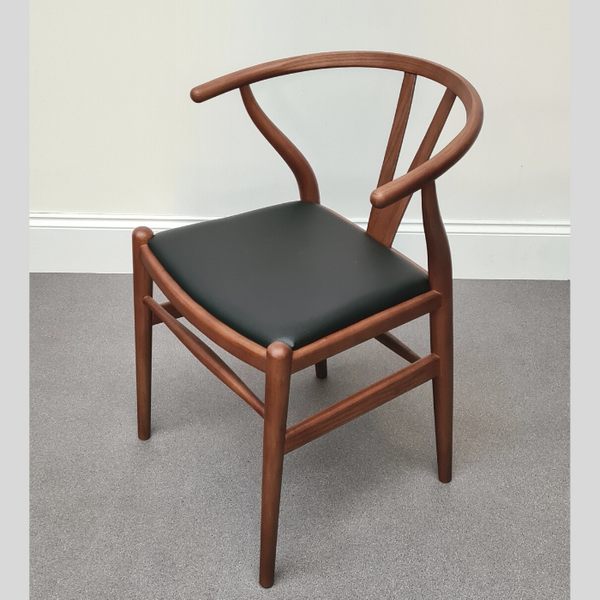 Hans Y Wish Dining Chair with Black Leather Seat