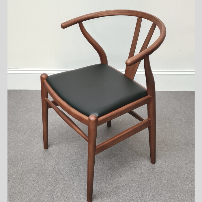 Hans Y Chair Style with Black Leather Seat